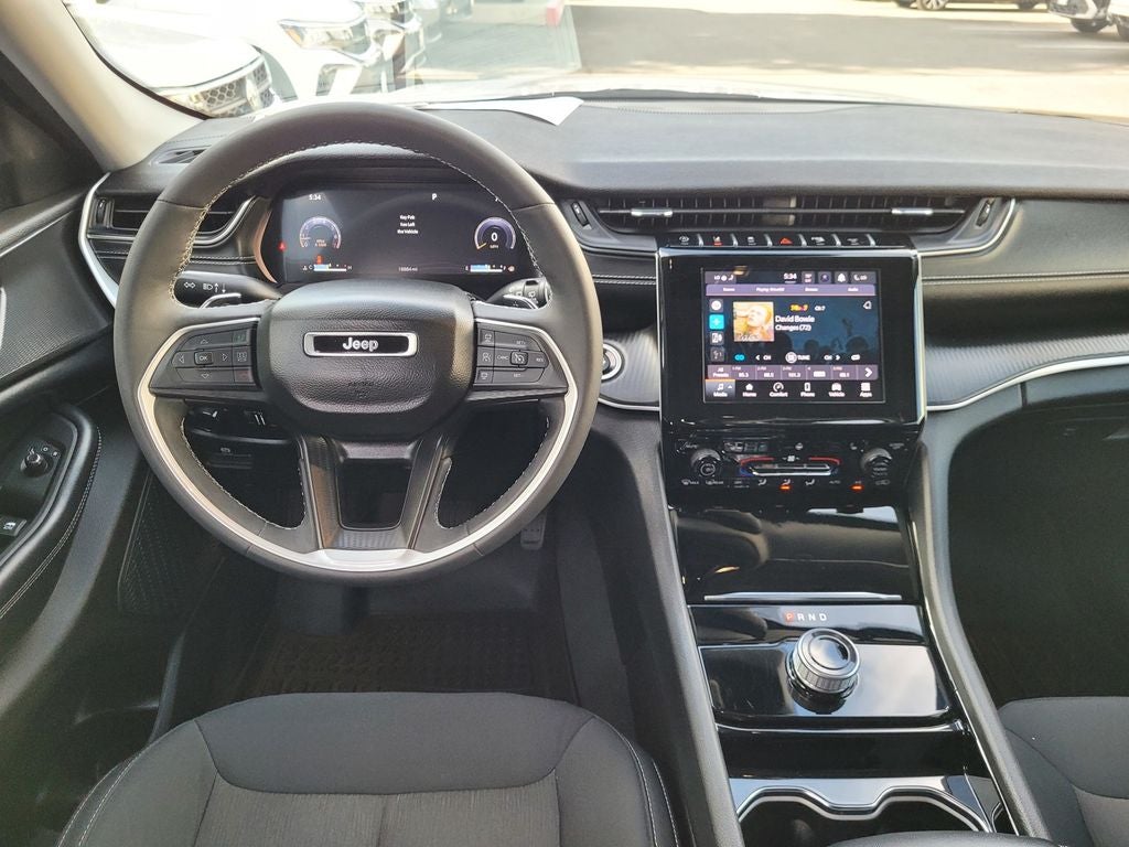 2023 Jeep Grand Cherokee Laredo