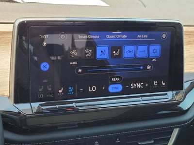 2025 Volkswagen Atlas 2.0T SEL Premium R-Line
