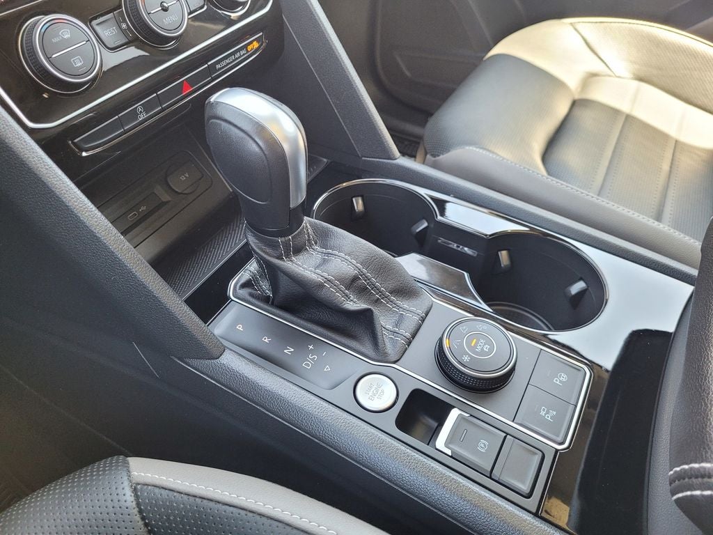2023 Volkswagen Atlas 3.6L V6 SEL Premium R-Line
