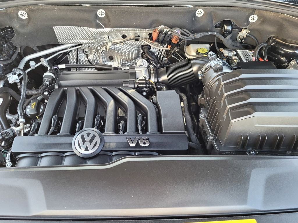 2023 Volkswagen Atlas 3.6L V6 SEL Premium R-Line
