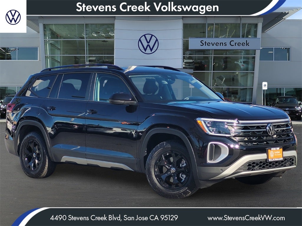 2024 Volkswagen Atlas 2.0T Peak Edition SEL
