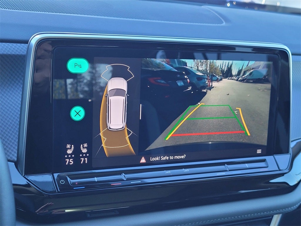 2024 Volkswagen Atlas 2.0T Peak Edition SEL