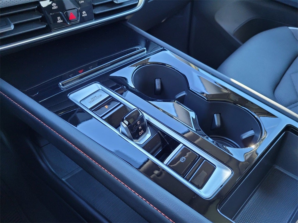 2024 Volkswagen Atlas 2.0T Peak Edition SEL