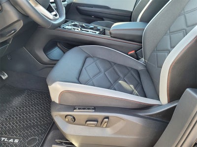 2024 Volkswagen Atlas 2.0T Peak Edition SEL