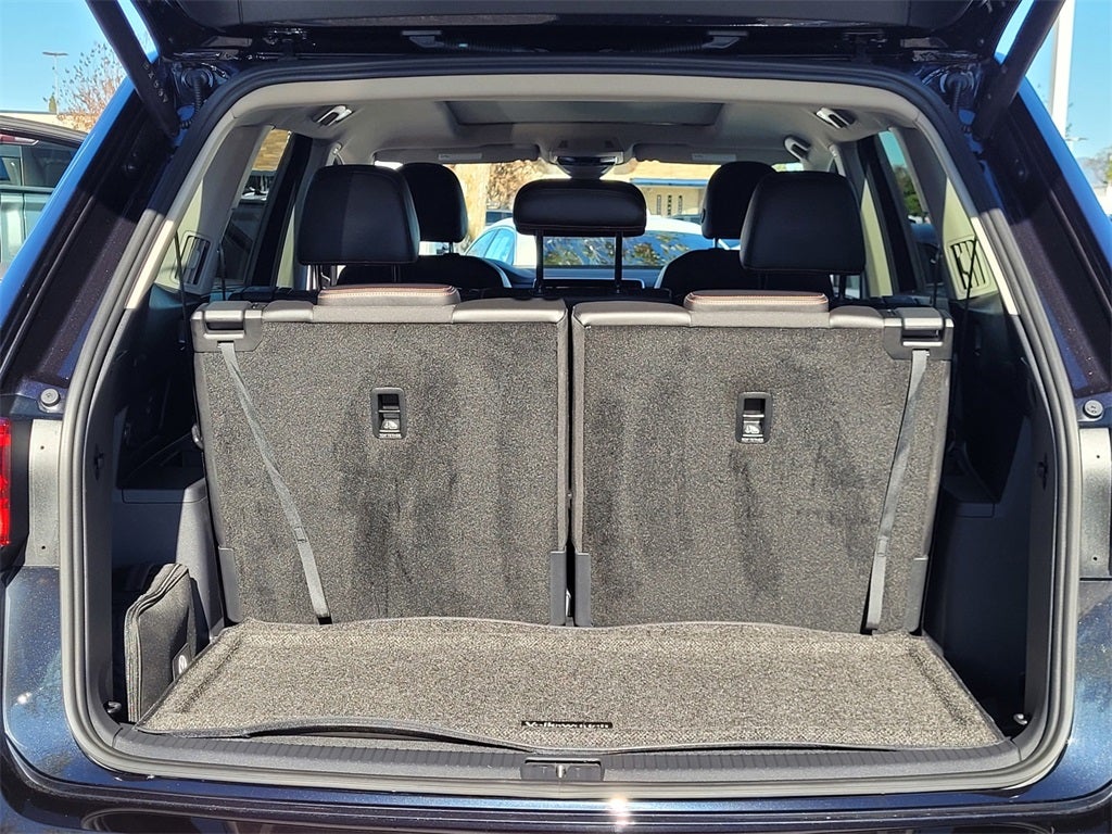 2024 Volkswagen Atlas 2.0T Peak Edition SEL