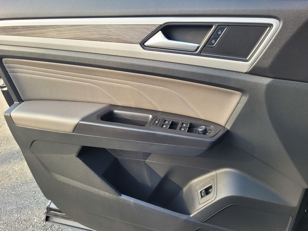 2023 Volkswagen Atlas Cross Sport 3.6L V6 SE w/Technology