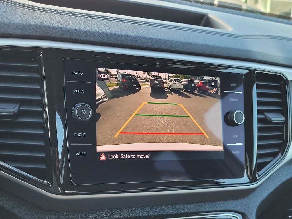 2023 Volkswagen Atlas 3.6L V6 SE w/Technology