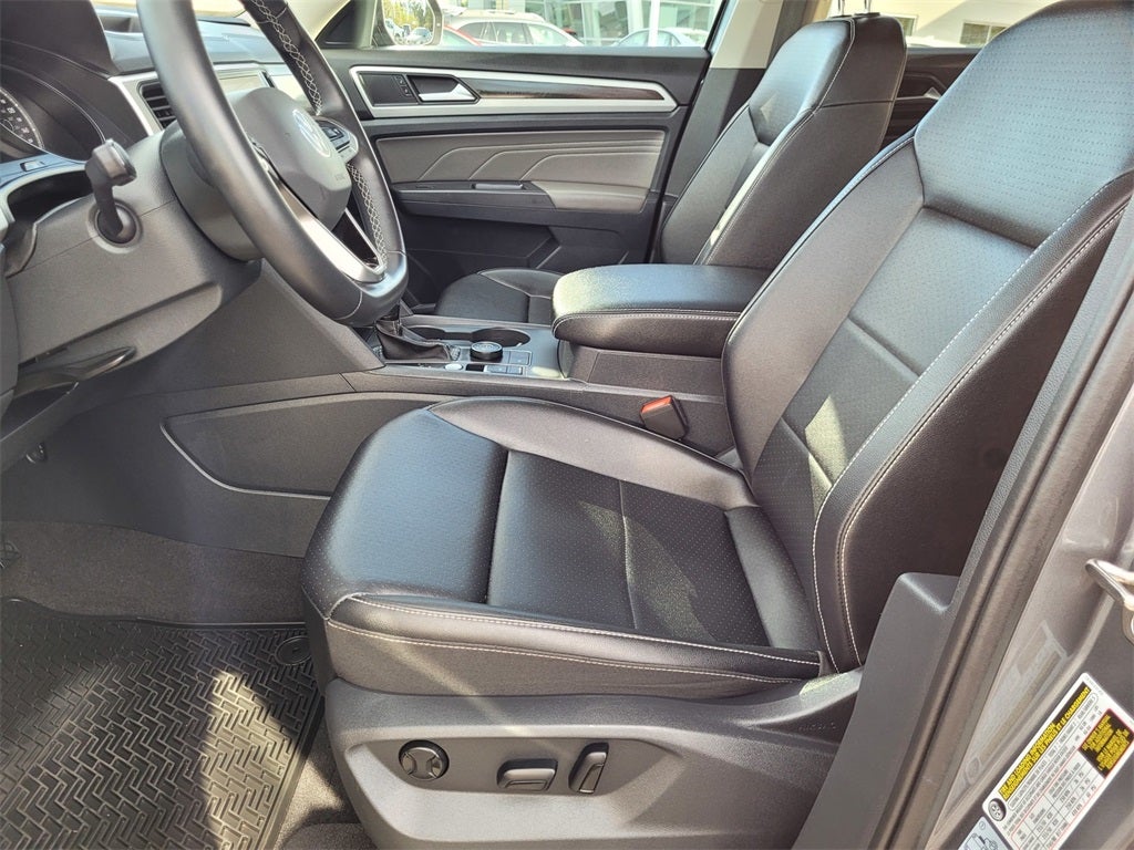 2021 Volkswagen Atlas 3.6L V6 SE w/Technology