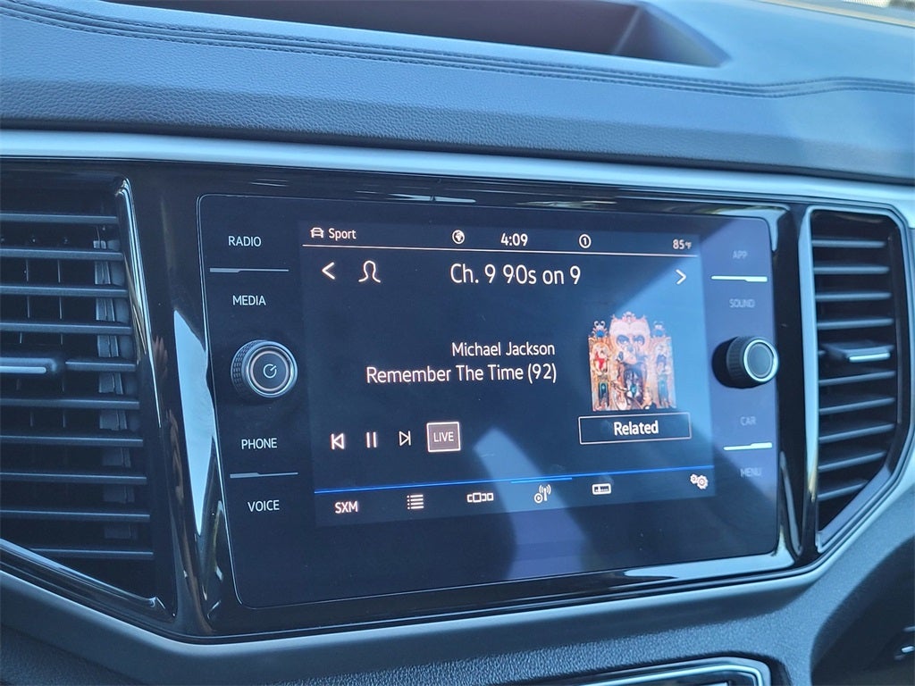 2023 Volkswagen Atlas 3.6L V6 SE w/Technology