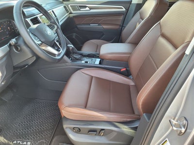 2023 Volkswagen Atlas 3.6L V6 SE w/Technology
