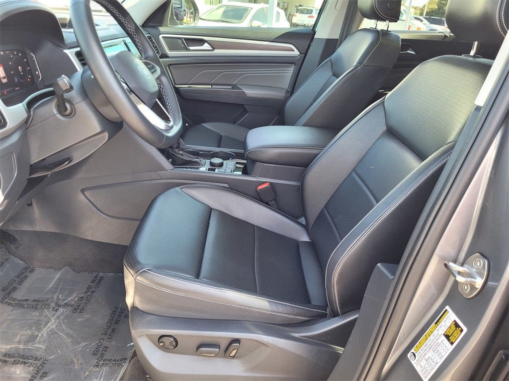 2022 Volkswagen Atlas 3.6L V6 SE w/Technology