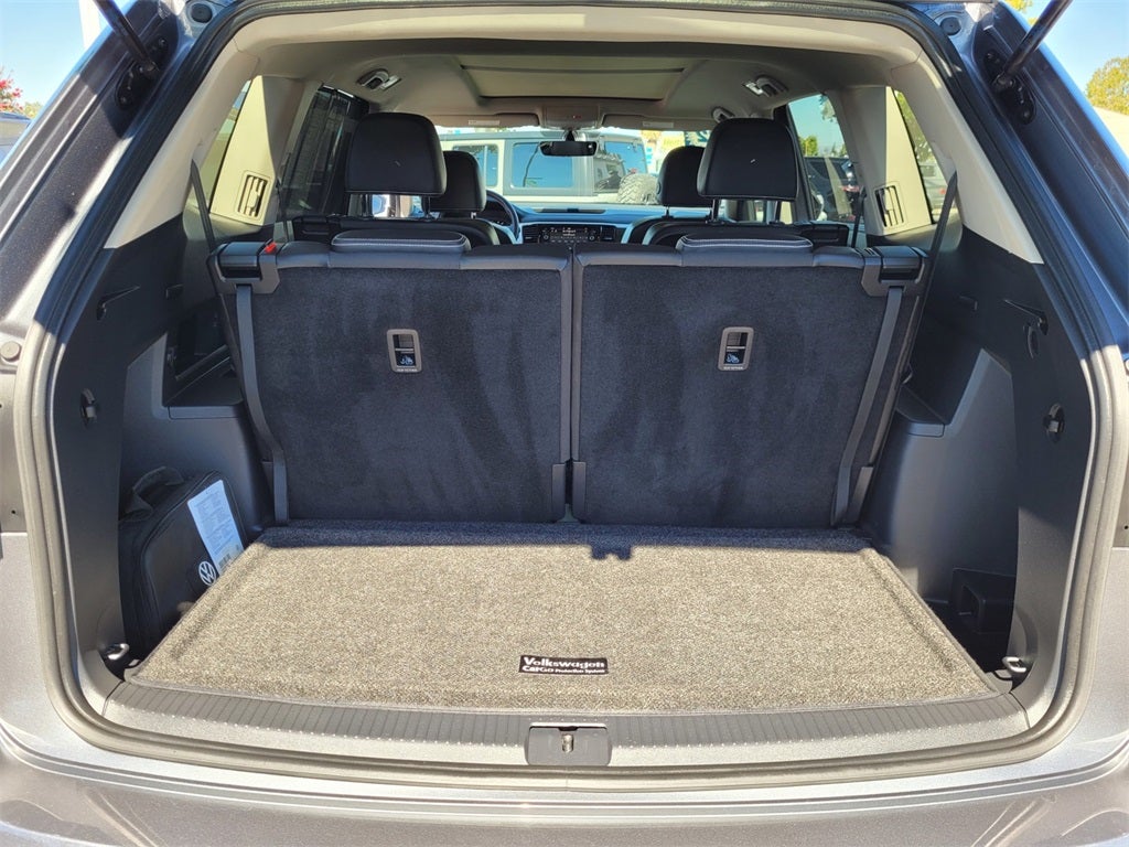 2022 Volkswagen Atlas 3.6L V6 SE w/Technology