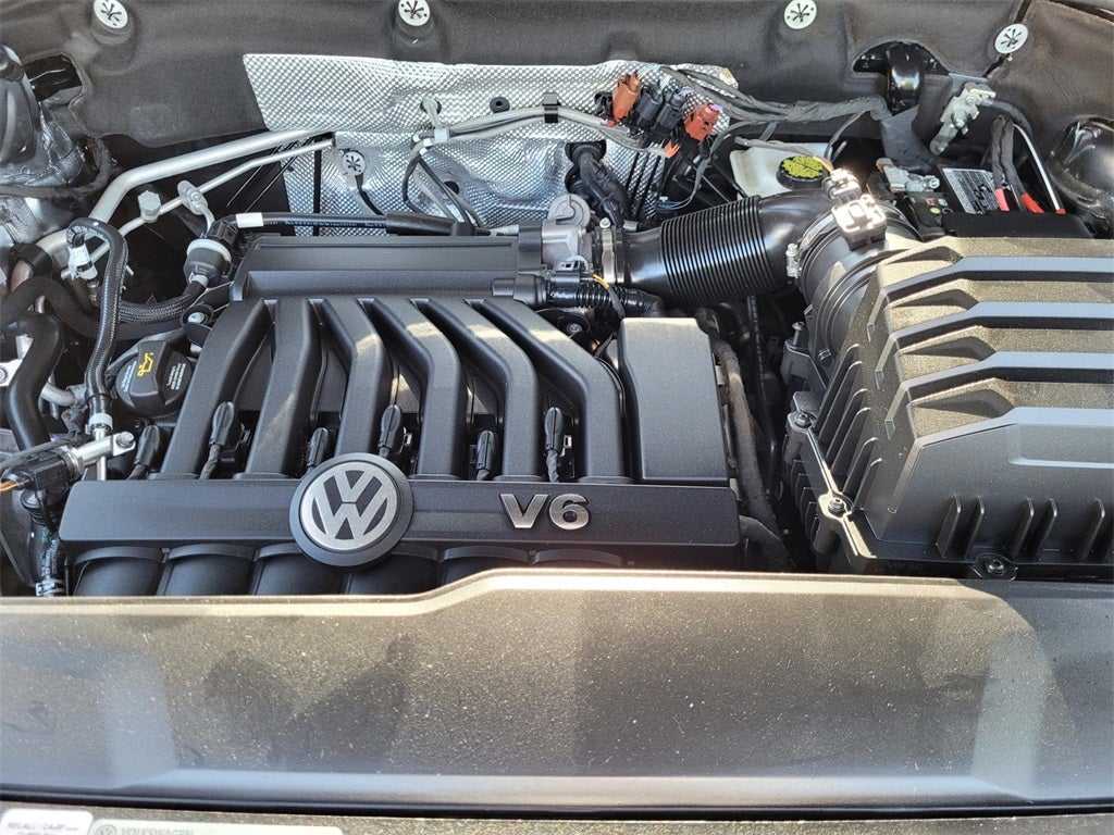 2022 Volkswagen Atlas 3.6L V6 SE w/Technology