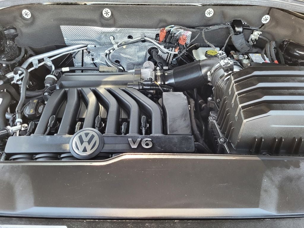 2021 Volkswagen Atlas 3.6L V6 SE w/Technology