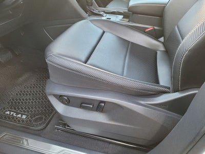 2023 Volkswagen Atlas Cross Sport 2.0T SE w/Technology