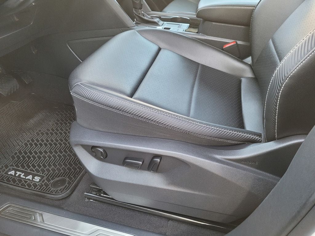 2023 Volkswagen Atlas Cross Sport 2.0T SE w/Technology