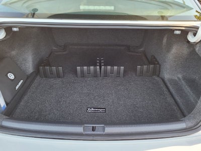 2018 Volkswagen Passat 2.0T SE w/Technology