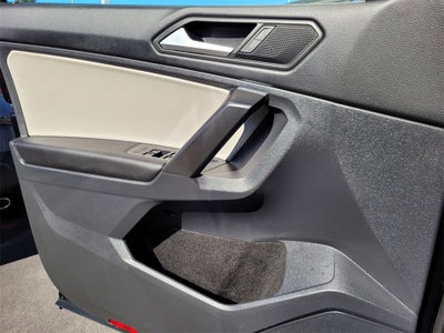 2021 Volkswagen Tiguan 2.0T SE R-Line Black