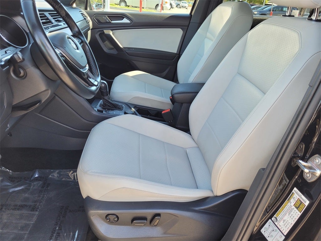 2021 Volkswagen Tiguan 2.0T SE R-Line Black