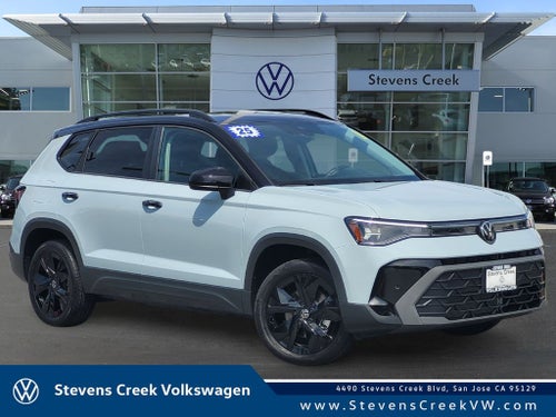 2025 Volkswagen Taos 1.5T SE Black