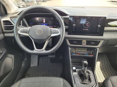 2025 Volkswagen Taos 1.5T SE Black