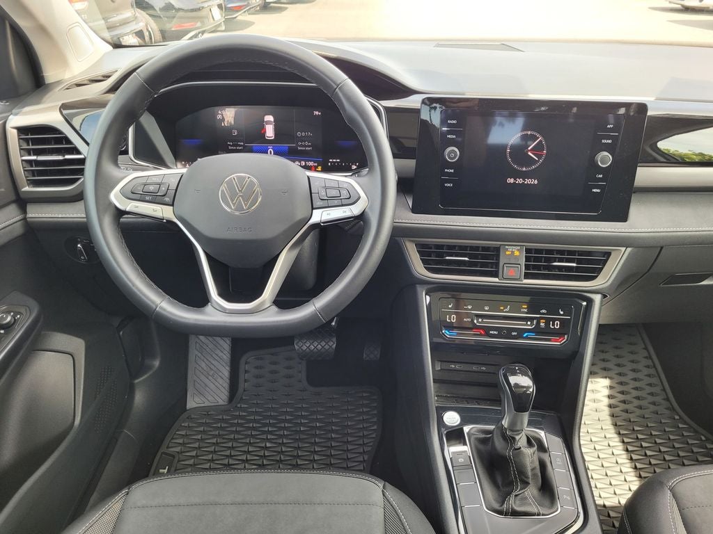 2025 Volkswagen Taos 1.5T SE Black
