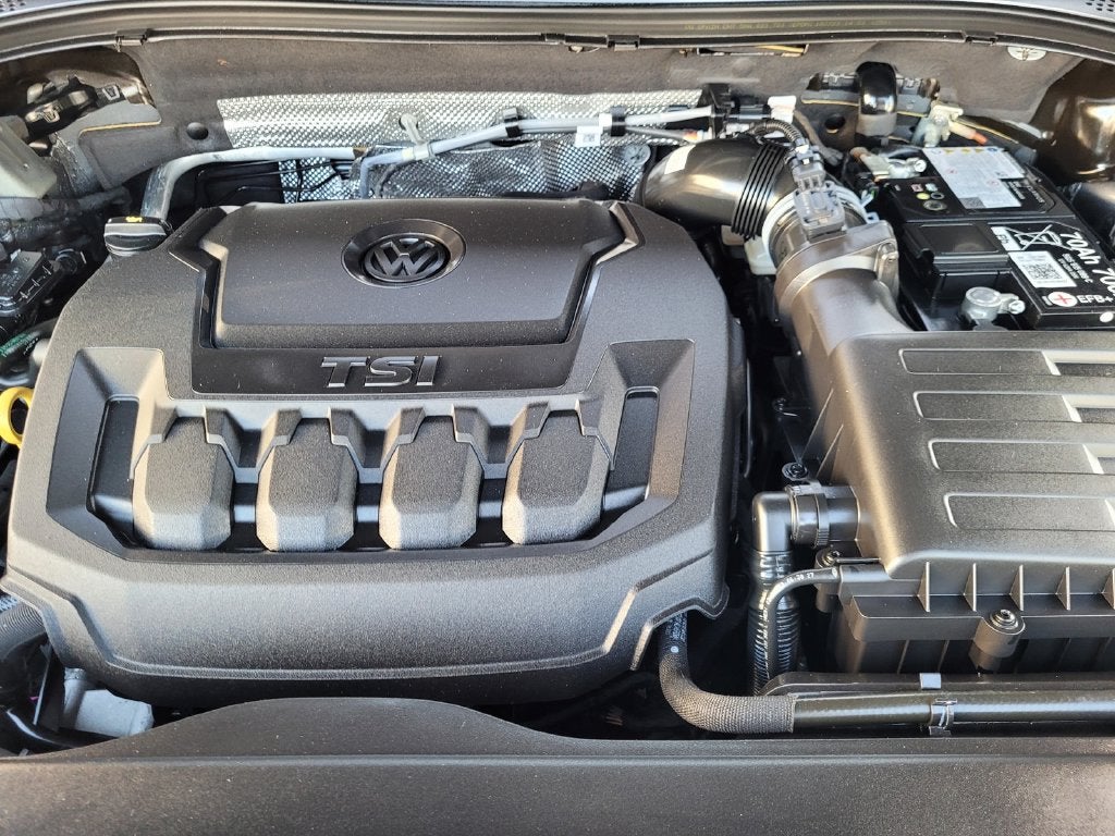 2024 Volkswagen Tiguan 2.0T SEL R-Line