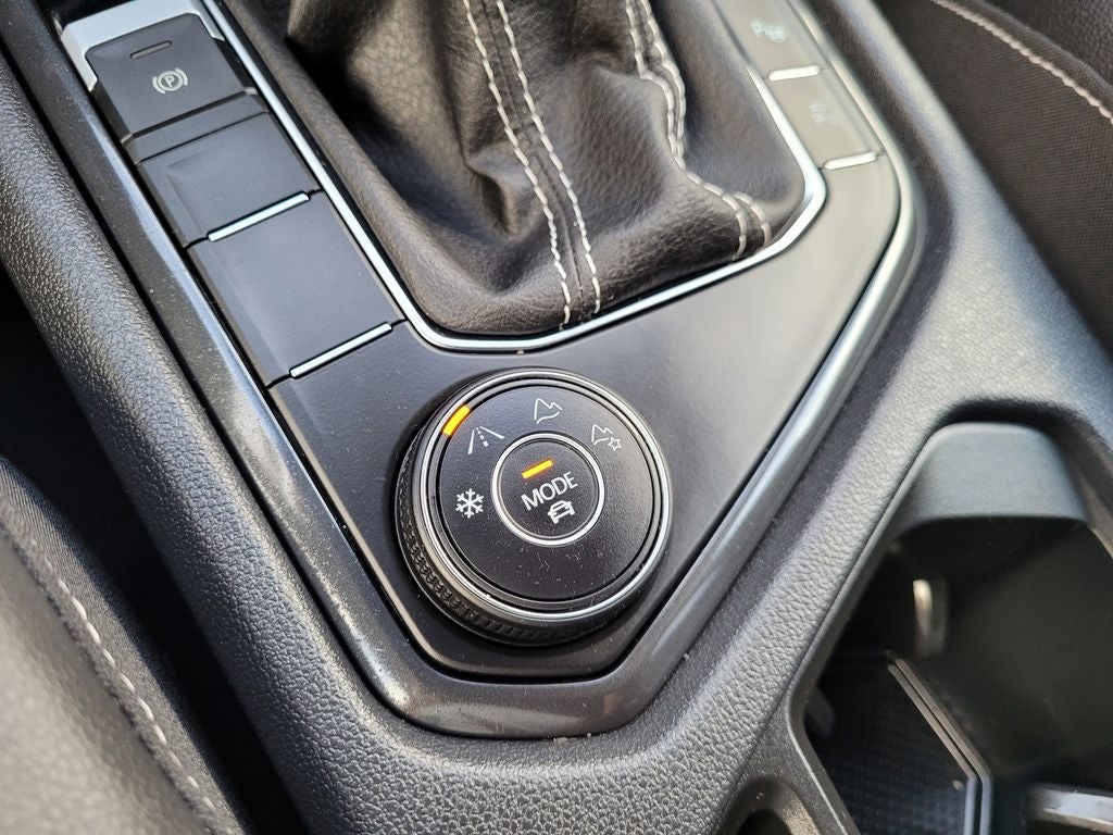 2024 Volkswagen Tiguan 2.0T SEL R-Line