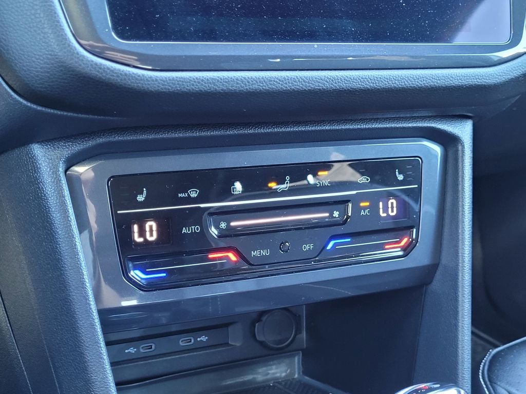 2022 Volkswagen Tiguan 2.0T SE R-Line Black