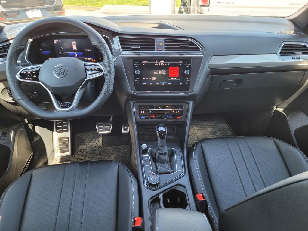 2022 Volkswagen Tiguan 2.0T SE R-Line Black