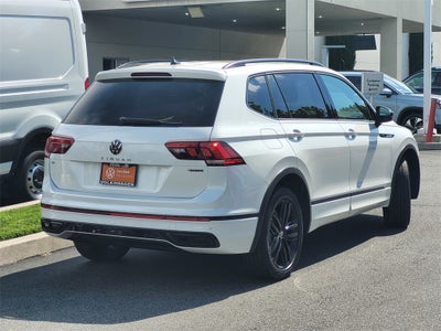 2022 Volkswagen Tiguan 2.0T SE R-Line Black