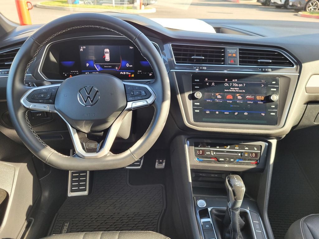 2023 Volkswagen Tiguan 2.0T SE R-Line Black