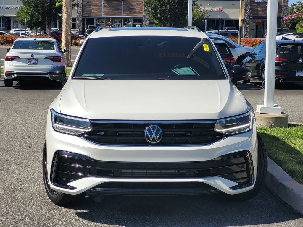 2024 Volkswagen Tiguan 2.0T SE R-Line Black