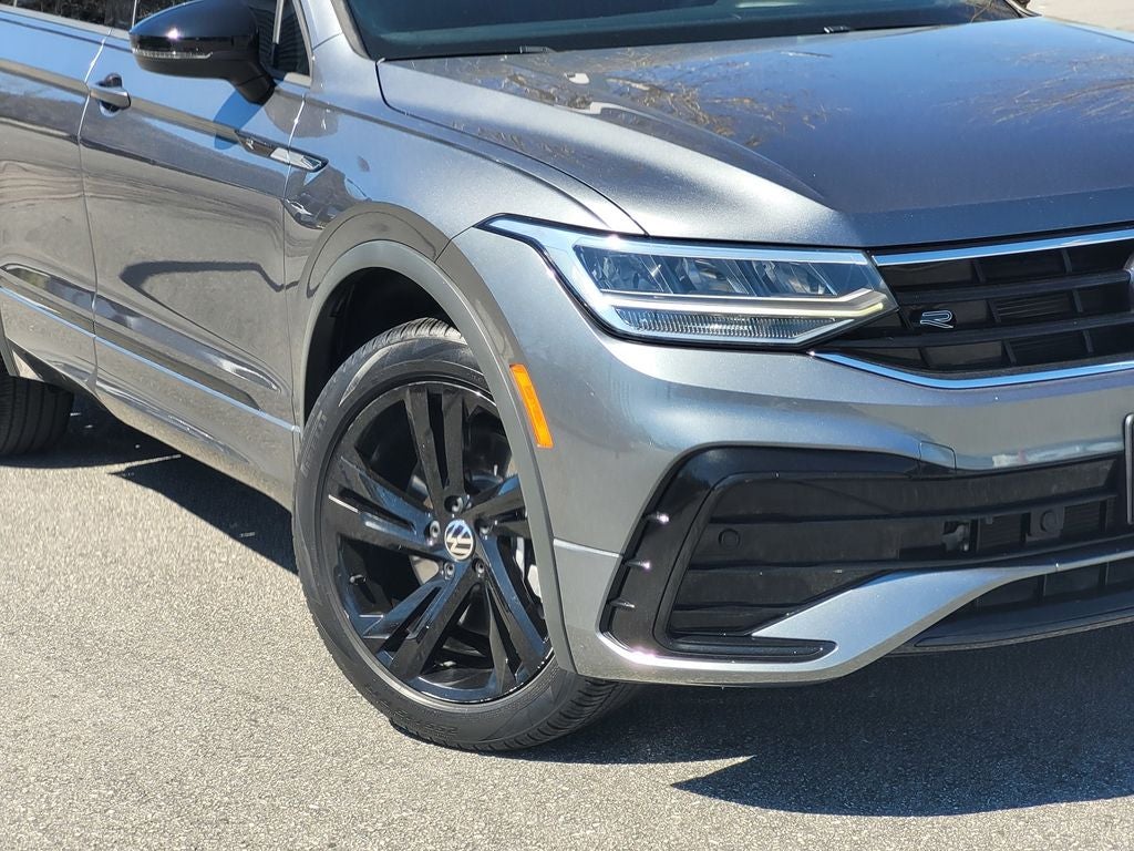 2023 Volkswagen Tiguan 2.0T SE R-Line Black