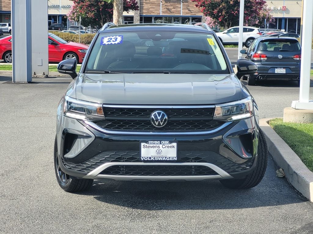 2023 Volkswagen Taos 1.5T SE