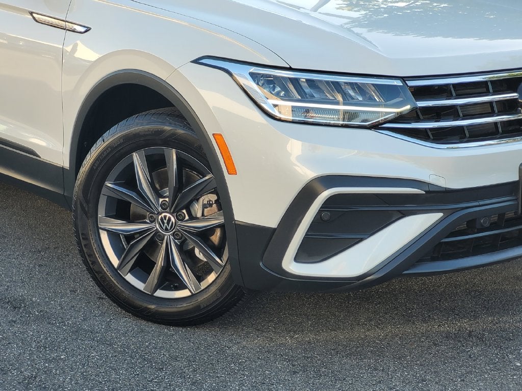 2023 Volkswagen Tiguan 2.0T SE