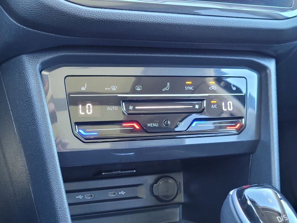 2024 Volkswagen Tiguan 2.0T SE