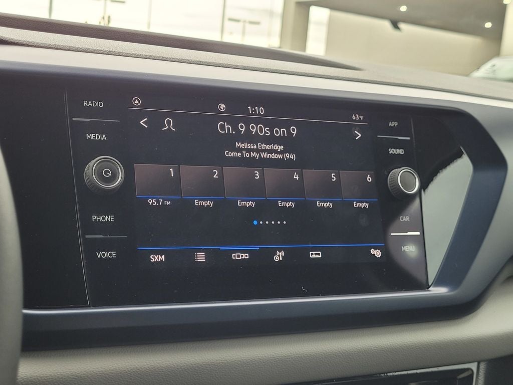 2023 Volkswagen Taos 1.5T SE