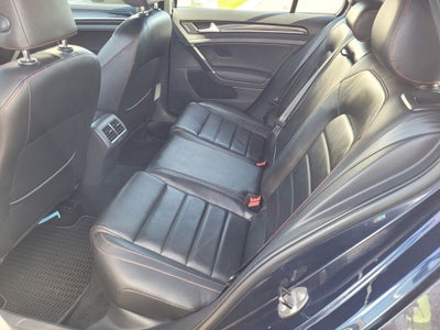 2016 Volkswagen Golf GTI SE