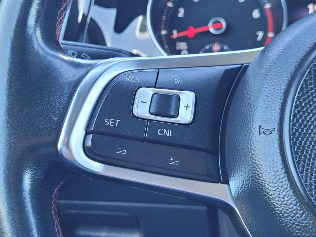 2018 Volkswagen Golf GTI 2.0T SE