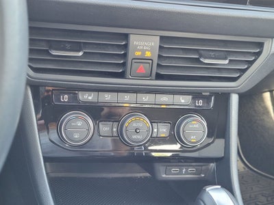 2021 Volkswagen Jetta R-Line