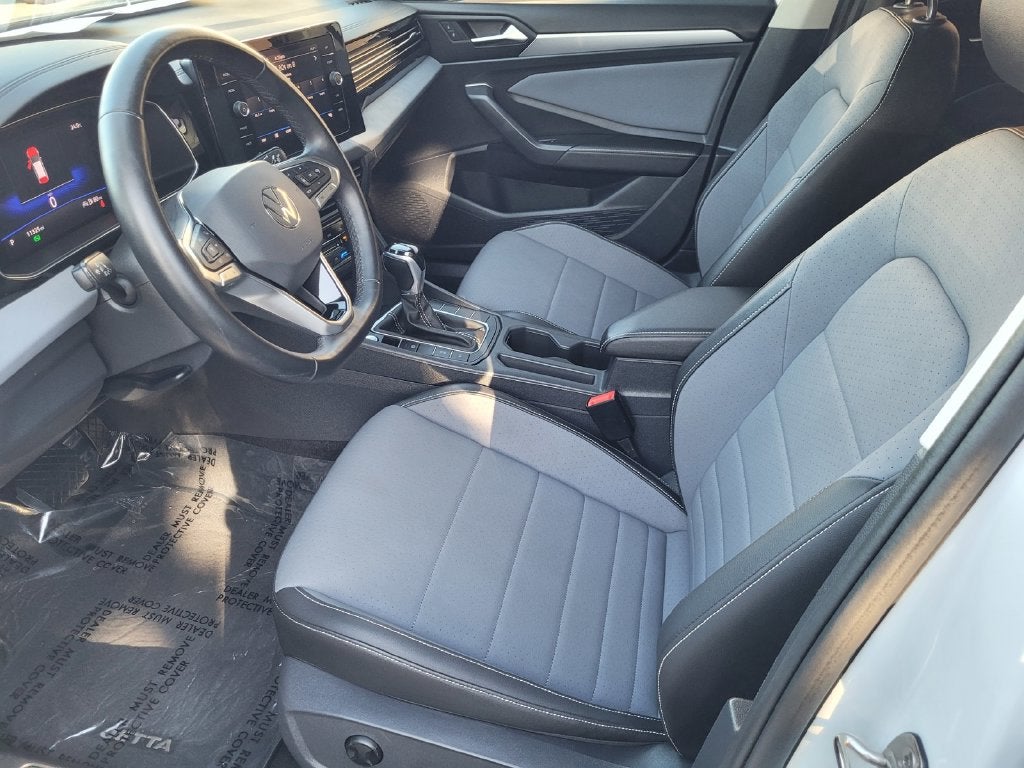 2025 Volkswagen Jetta 1.5T SE