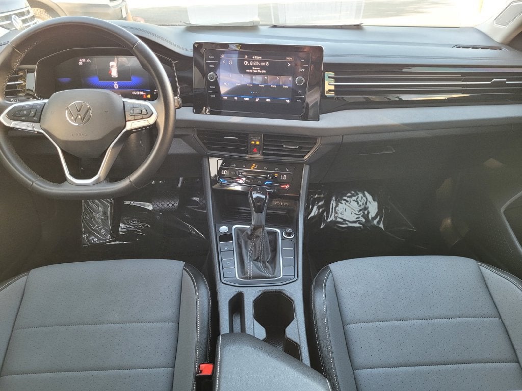 2025 Volkswagen Jetta 1.5T SE