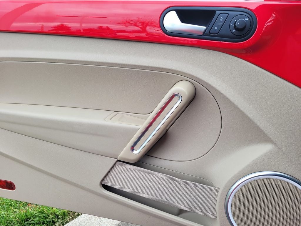 2014 Volkswagen Beetle 1.8T