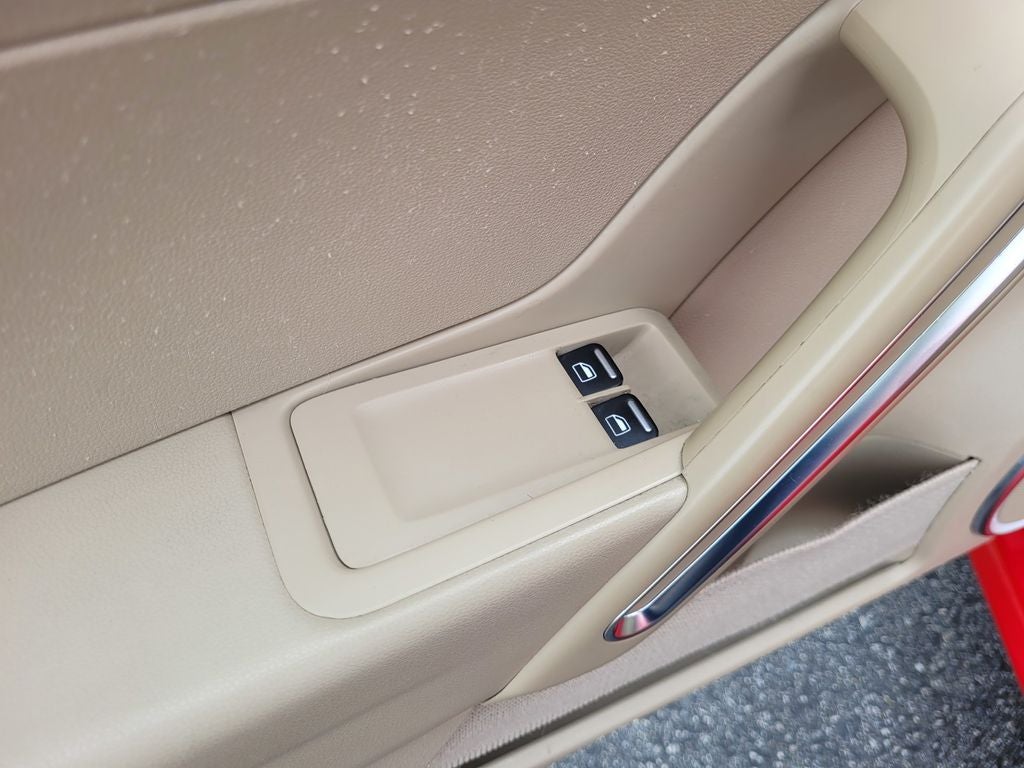 2014 Volkswagen Beetle 1.8T