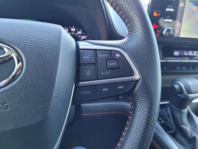 2022 Toyota Sienna XSE 7 Passenger