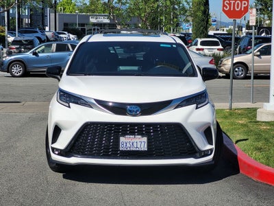 2022 Toyota Sienna XSE 7 Passenger