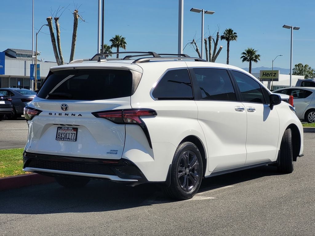 2022 Toyota Sienna XSE 7 Passenger