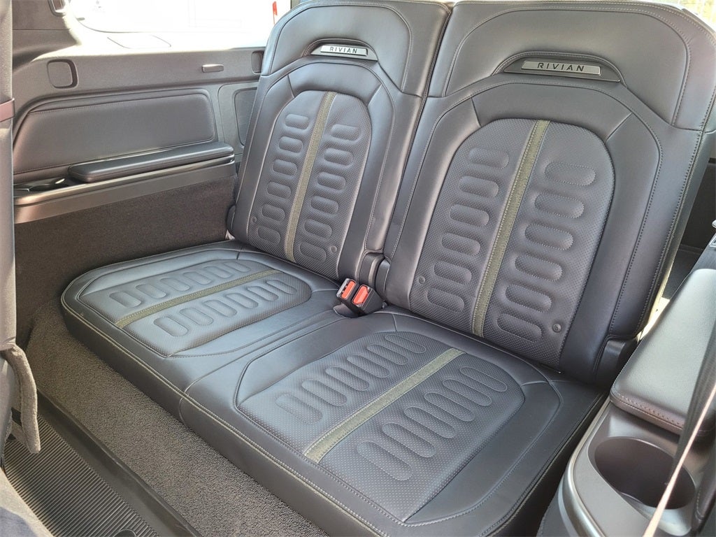 2023 Rivian R1S Adventure