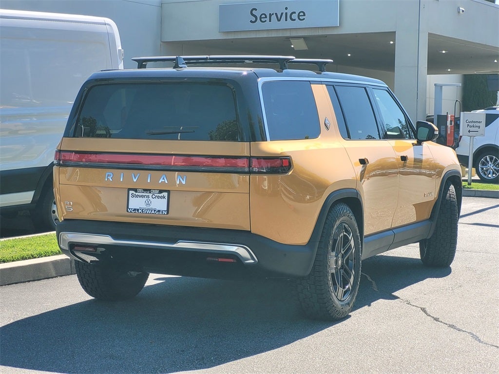 2023 Rivian R1S Adventure